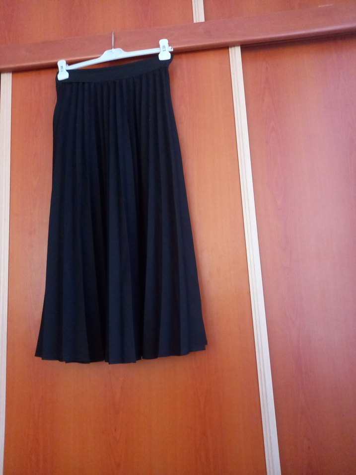 Kadın Siyah Pilili Uzun Etek - Görsel 3