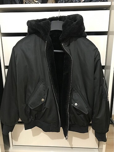 Zara Oversize Mont