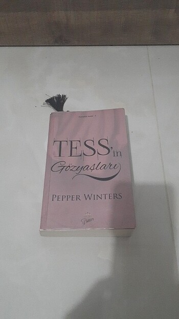 Tessin gözyaşları ve tess ve dönüşüm (karanlık serisi)