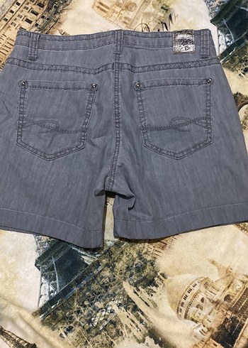 38 Beden Düğmeli Gri Kadın Mini Denim Şort