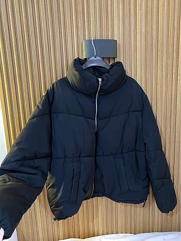 H&M Mont