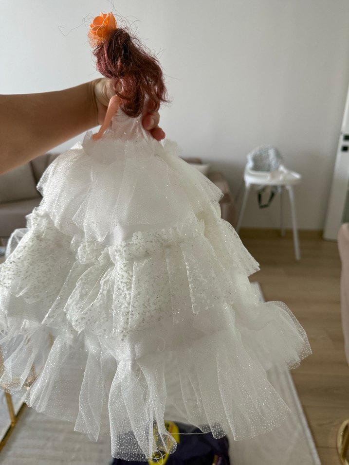 Beyaz Gelinlikli Bebek Oyuncak - Görsel 3