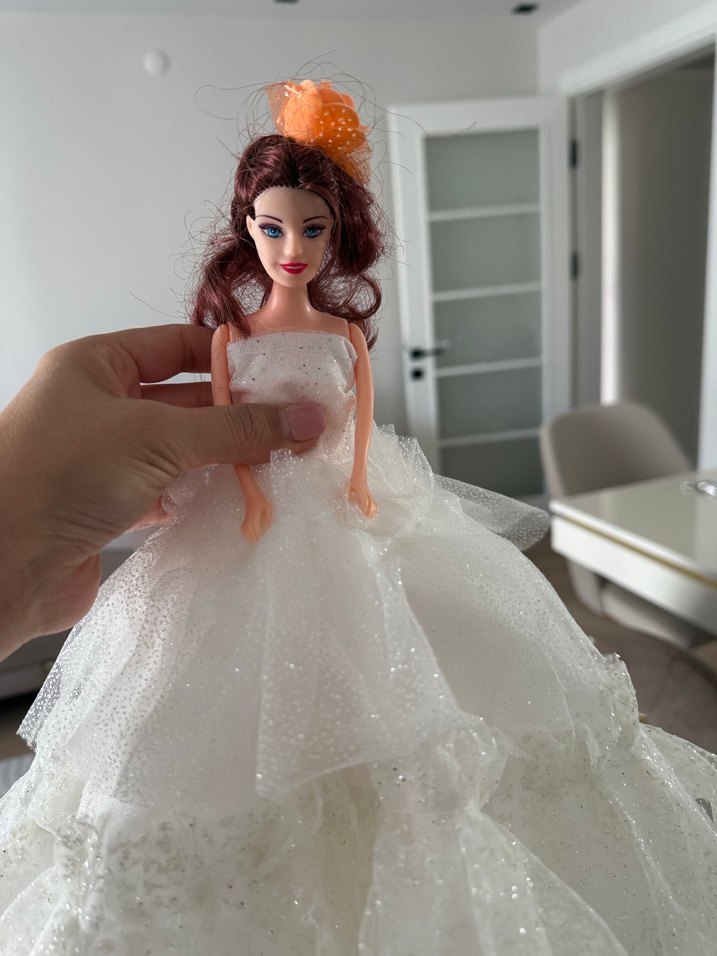 Beyaz Gelinlikli Bebek Oyuncak - Görsel 2