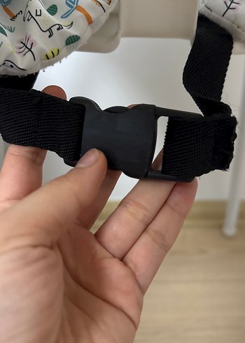 Beyaz Yüksek Sandalye Gri Desenli Minderli - Görsel 2