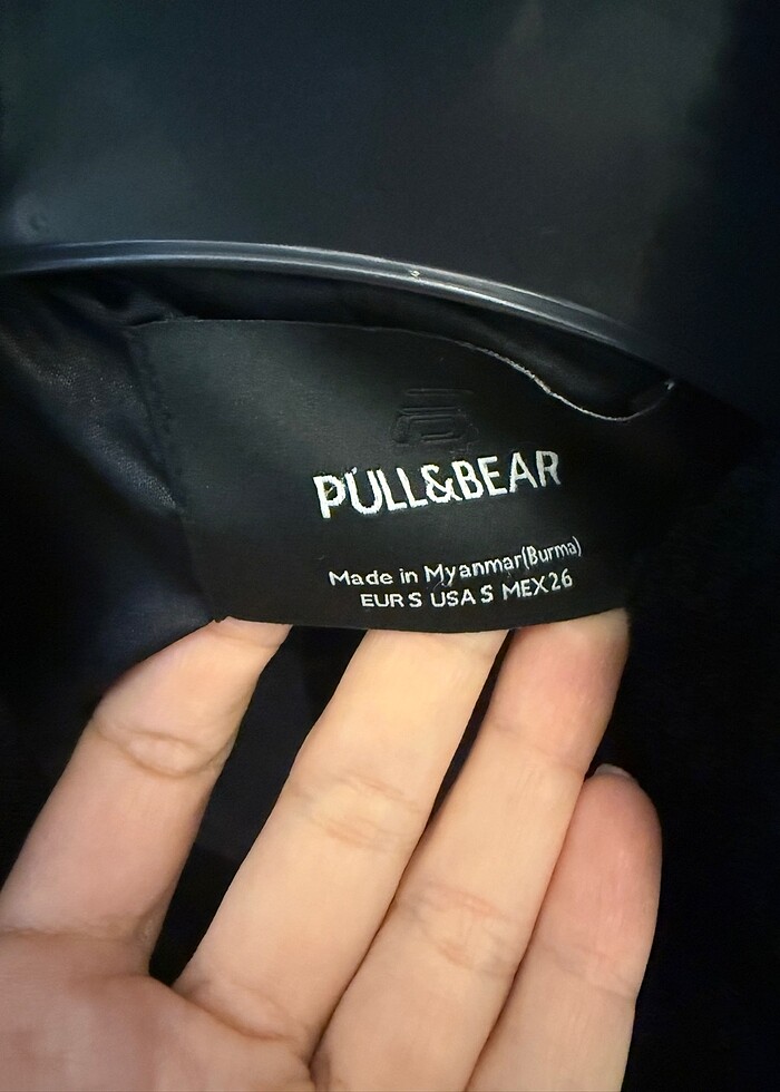 Pull and bear siyah kürk - Görsel 5