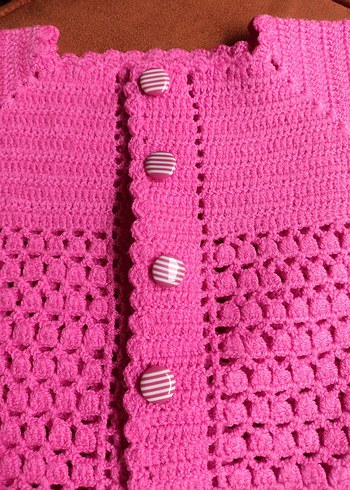 Kızlar için Pembe Düğmeli Örgü Yelek - Görsel 2