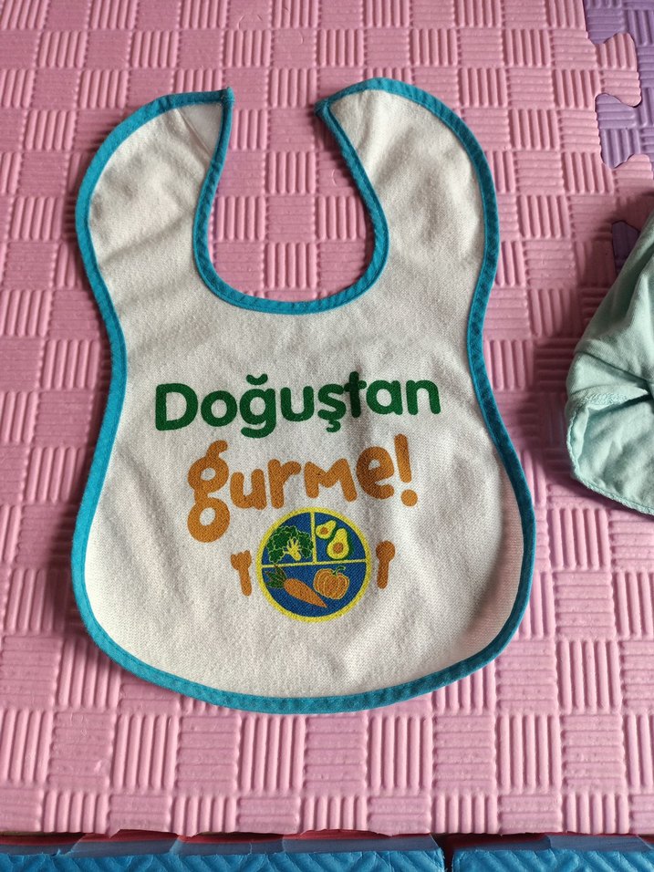 Mavi Baskılı Bebek Önlüğü - Görsel 2