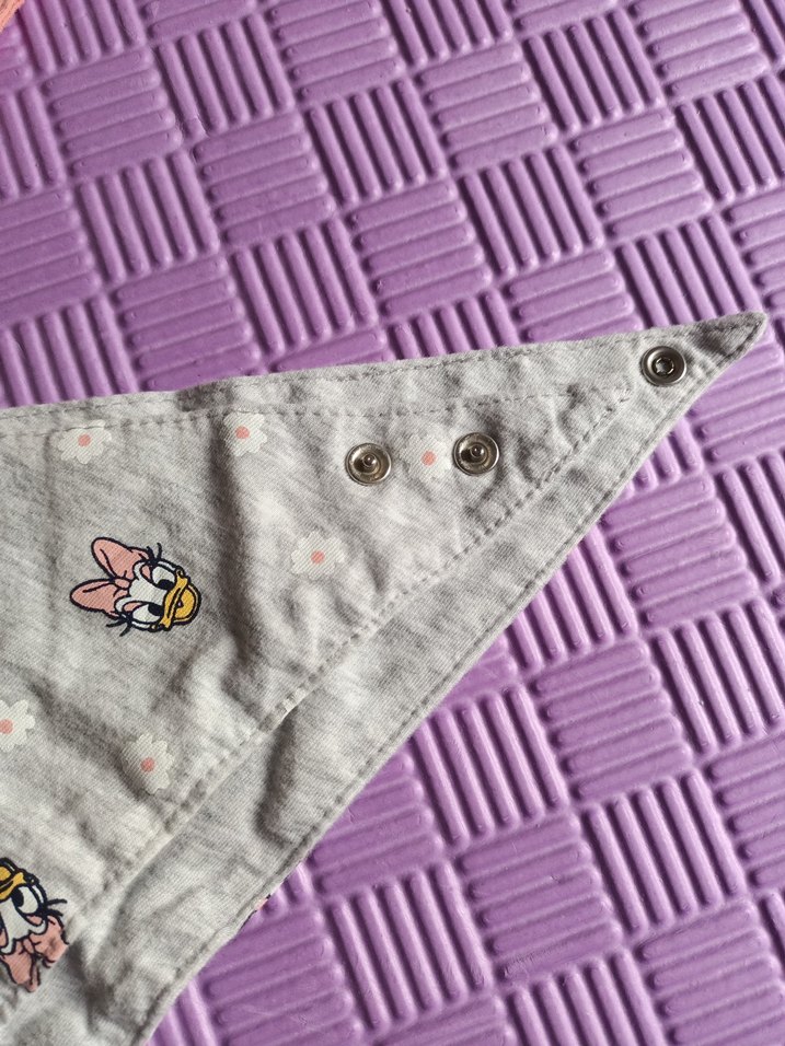 Nakışlı Çok Renkli Bebek Önlüğü - Görsel 2