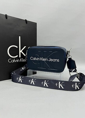 Beden Calvin Klein Renkleri mevcuttur Kod #kadınkolçantası
