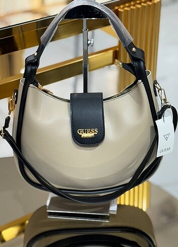 Guess Guess çanta modelleri 30*15 cm