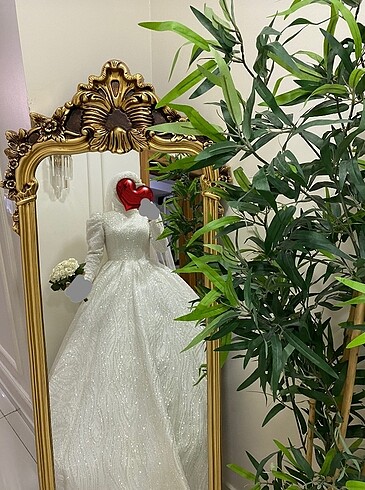 Taşlı tesettür gelinlik