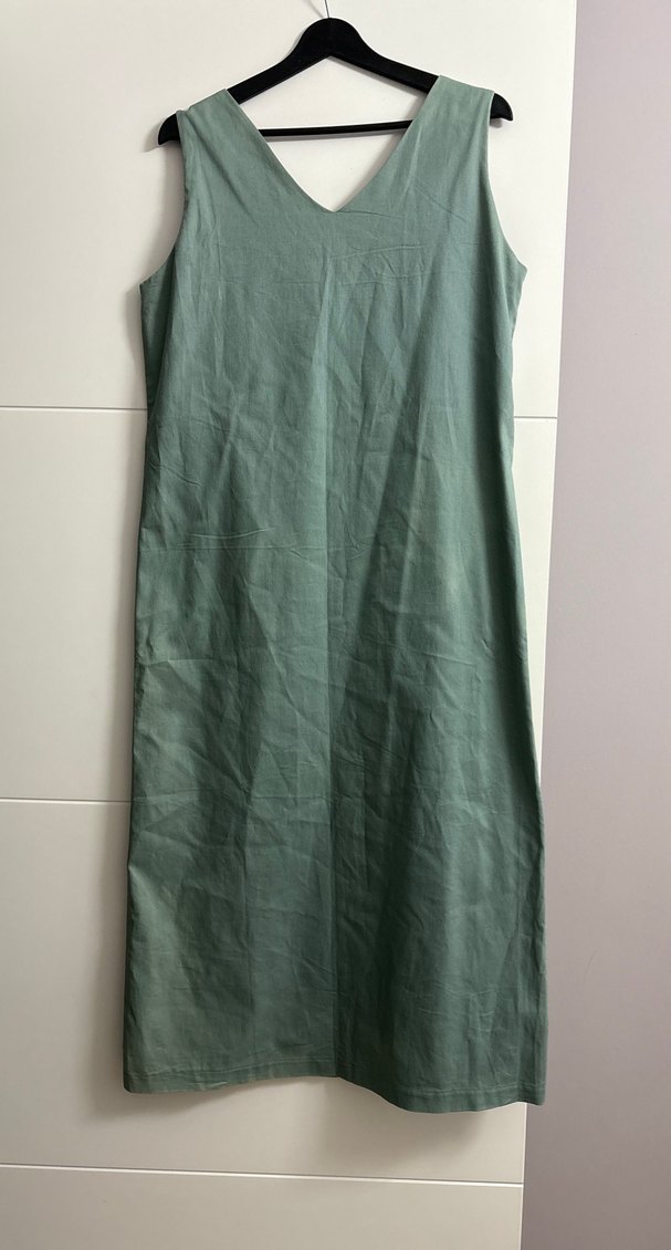 Nakışlı Kolsuz Jile Elbise - Görsel 4