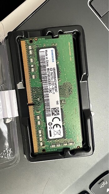 samsung ddr4 sodimm 4gb ram
