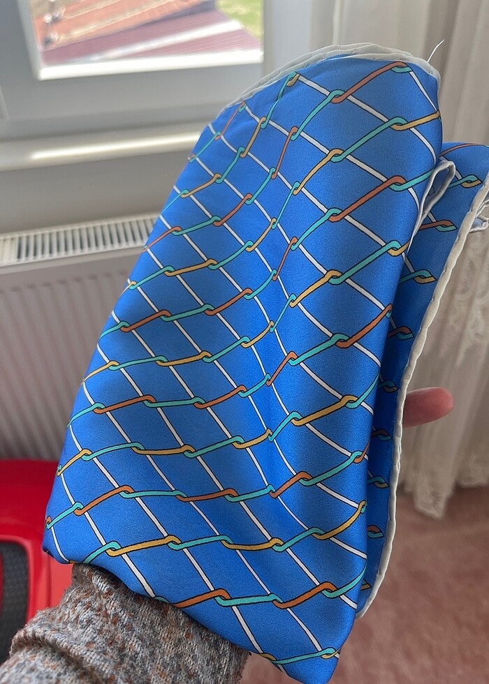 Armine sura ipek eşarp - Görsel 5