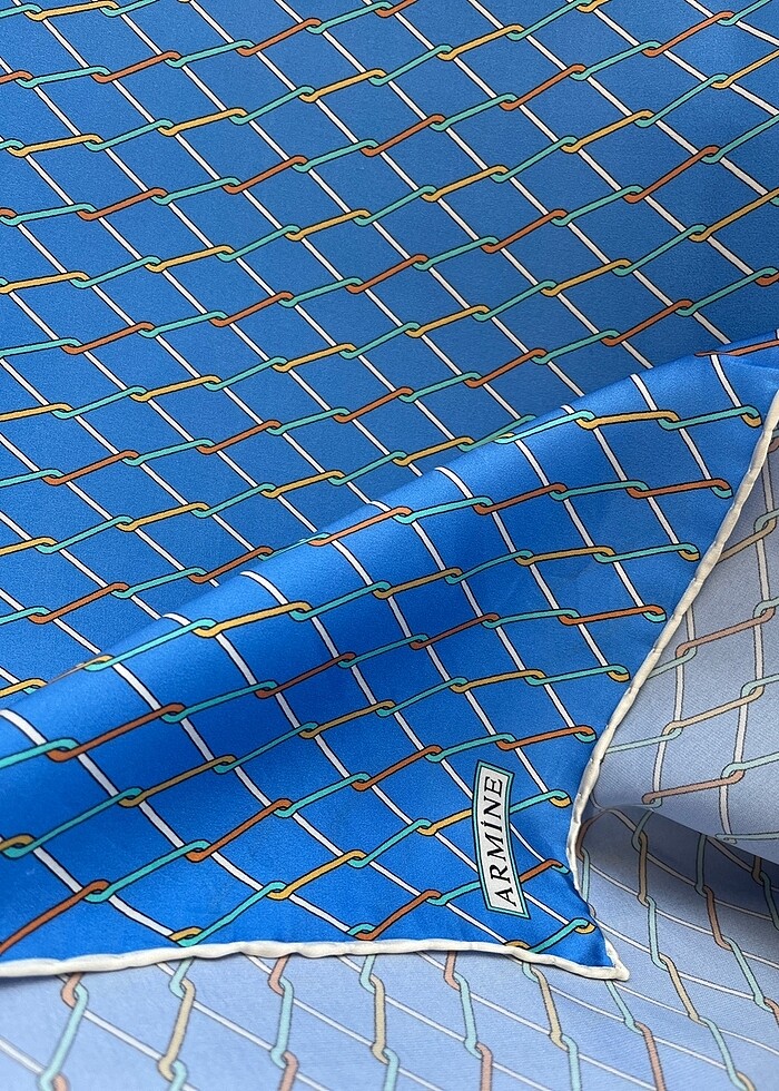 Armine sura ipek eşarp - Görsel 2