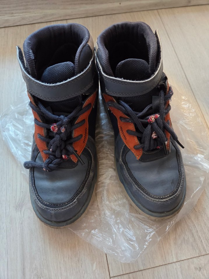 Erkek cocuk bot - Görsel 2