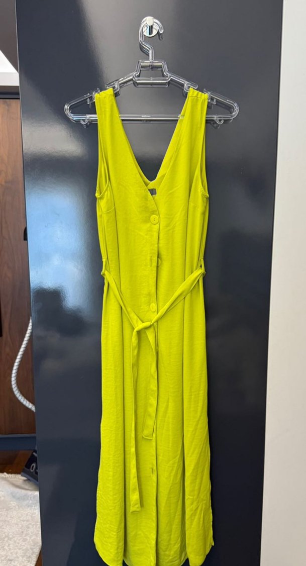 Sarı Uzun Kollu V Yakalı Düğmeli Elbise - Görsel 2