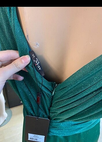 Sade ve çok şik abiye  - Görsel 3