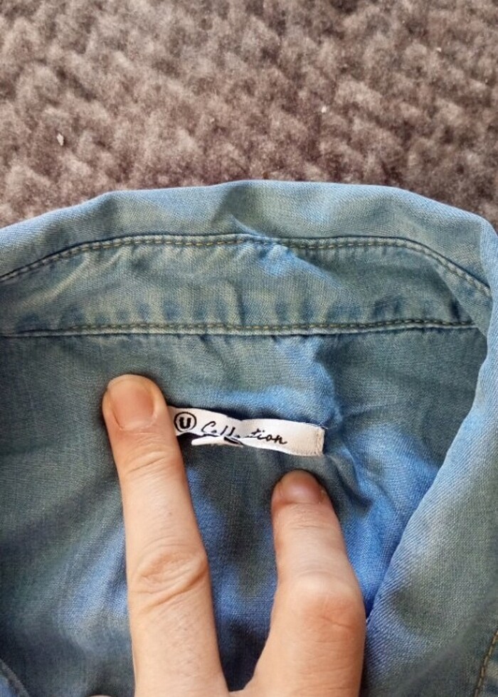 Hakika bir kumaşı var dökümlü kot kumaş gömlek. Kaçirmayin derim - Görsel 3