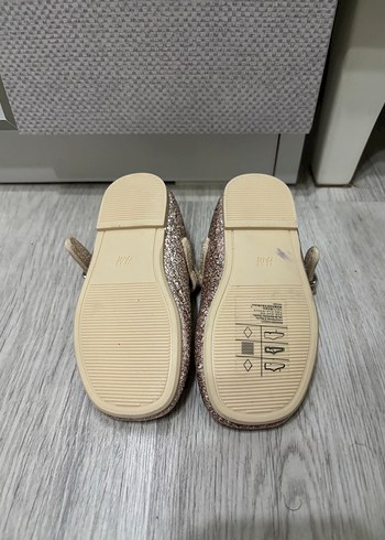 Kız Çocuk Bej Simli Babet Ayakkabı - Görsel 4