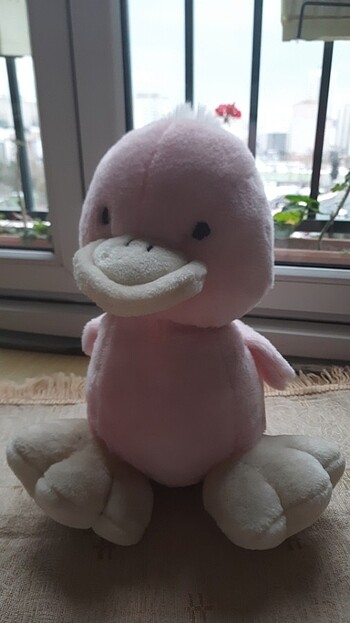 Pembe peluş
