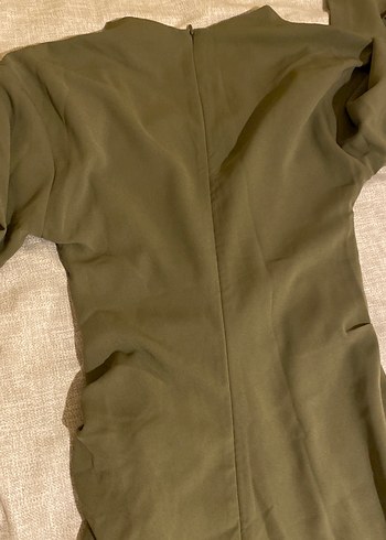 Uzun Kollu, Yüksek Yakalı Haki Keten Elbise - Görsel 6