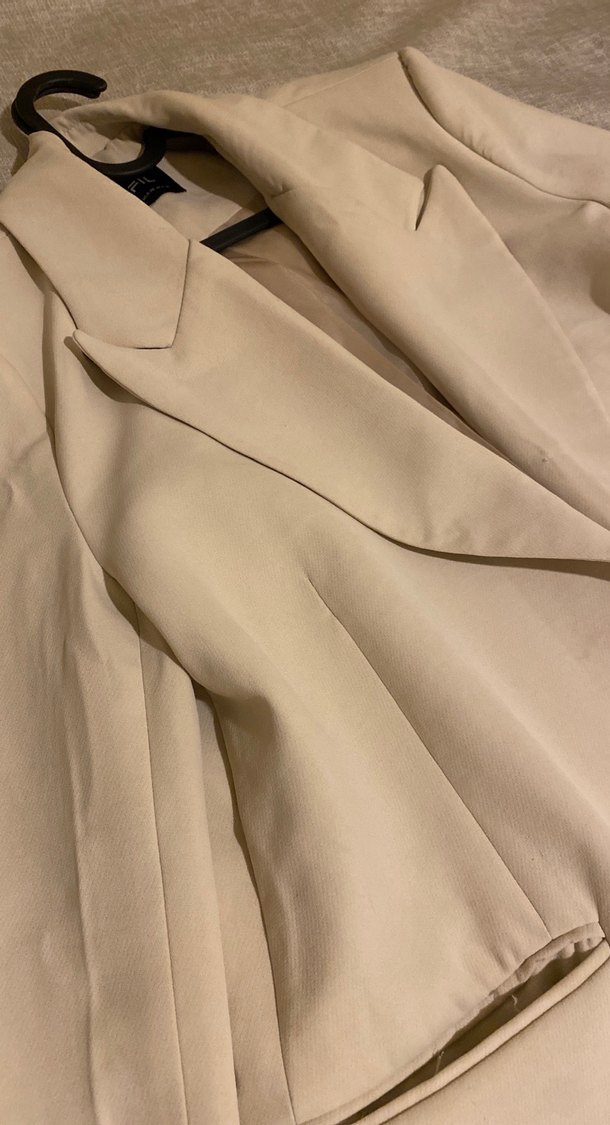 Bej Kadın Ofis Blazeri, Düğmeli, Uzun Kollu - Görsel 2