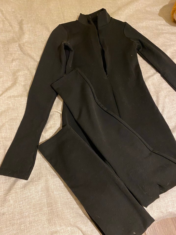 Siyah Yüksek Yakalı Fermuarlı Kadın Termal Tulum - Görsel 2