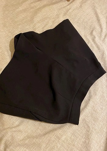 Kadın Siyah Mini Kumaş Şort - Görsel 2