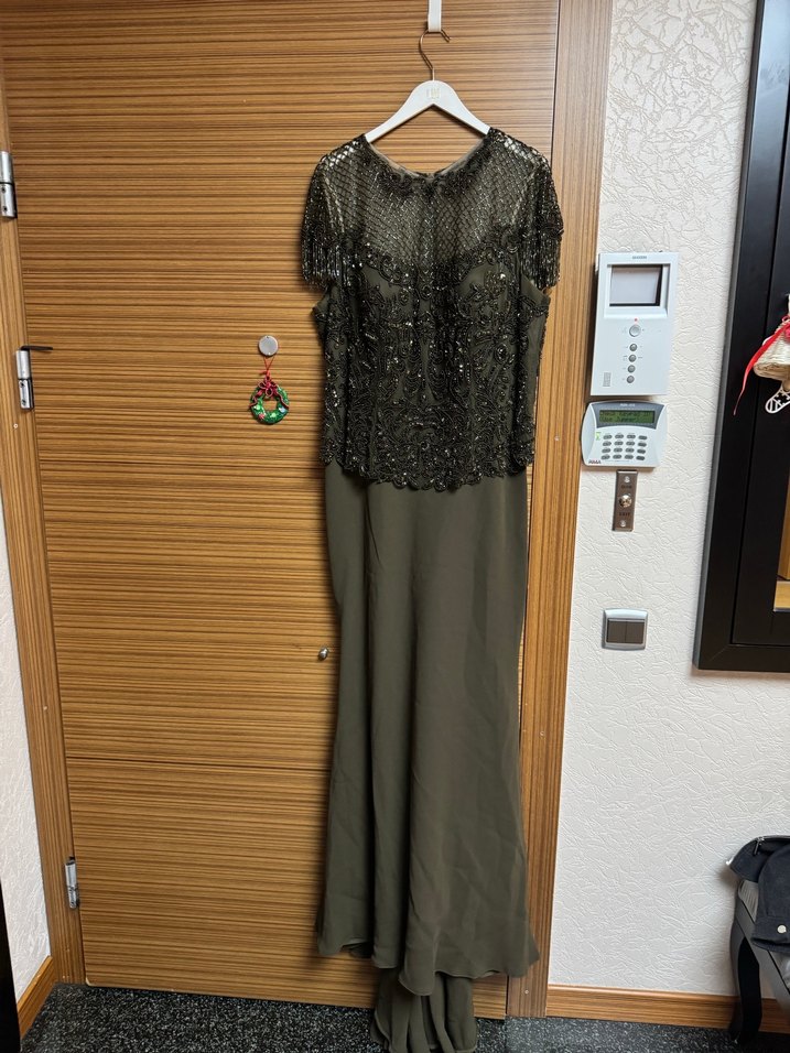 ILMIO NAKIŞLI TAŞ İŞLEMELİ ABİYE 48 beden - Görsel 3