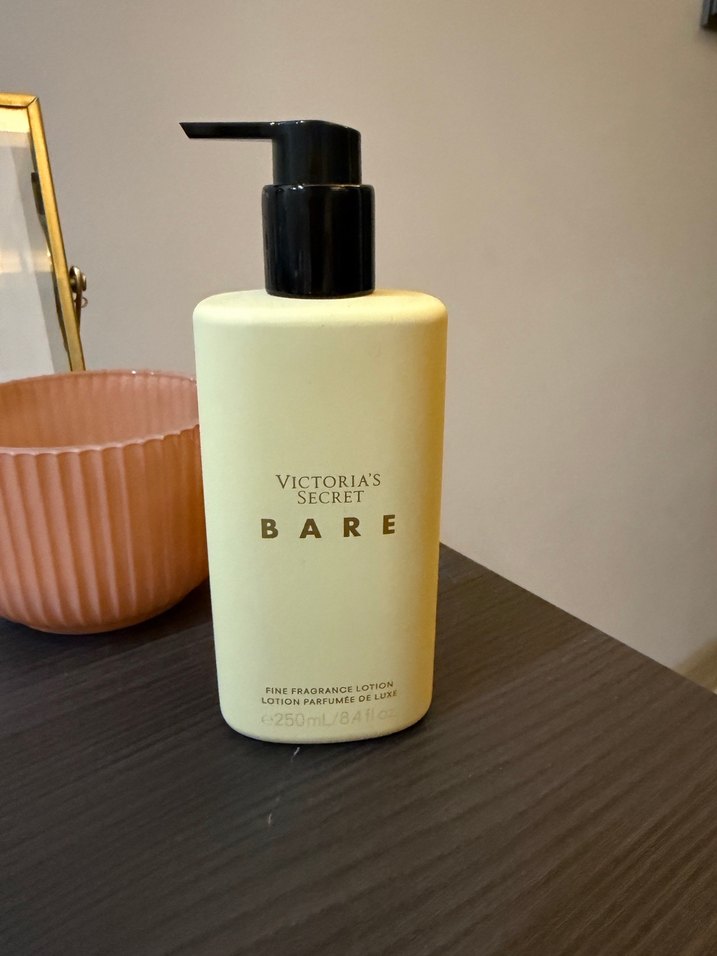 Victoria's Secret Bare Vücut Losyonu 250ml - Görsel 2
