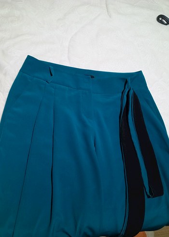 Turkuaz Kemerli Rahat Kesim Kadın Pantolon - Görsel 3