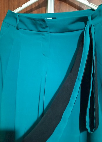 Turkuaz Kemerli Rahat Kesim Kadın Pantolon - Görsel 2