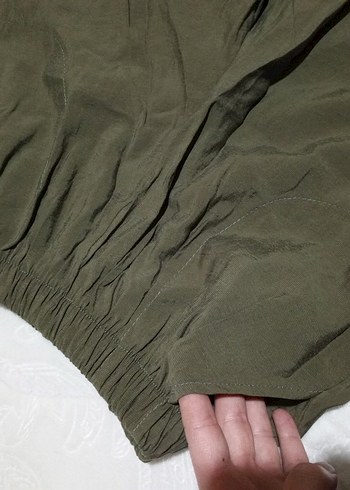 Kadın Haki Keten Midi Bol Kesim şort - Görsel 2