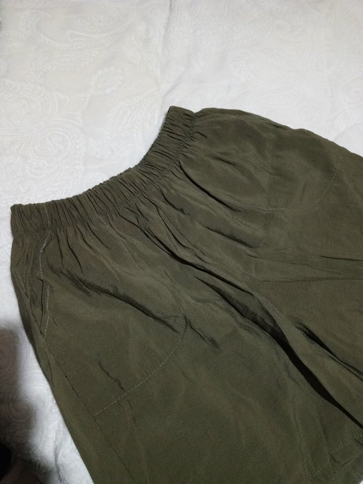 Kadın Haki Keten Midi Bol Kesim şort - Görsel 3