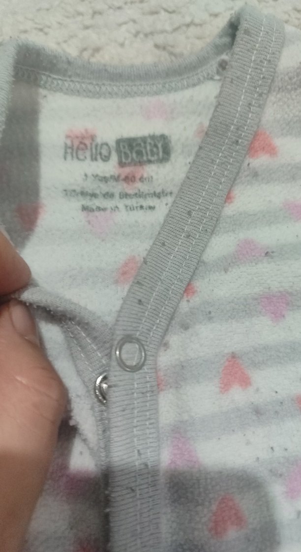 Kız Çocuk Gri Düğmeli V Yaka Yelek - Görsel 5