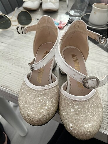 Topuklu ayakkabı - Görsel 7