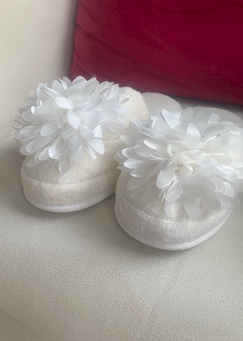 Beyaz Kadın Çiçekli Lohusa Ev Terliği - Görsel 2