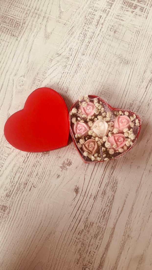 Kalp Şeklinde Pembe Çiçek Kutusu - Görsel 2