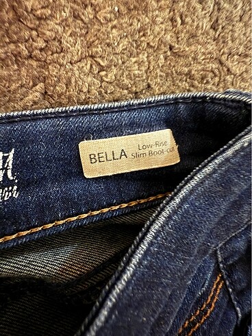 26 Beden mavi Renk Mavi jeans pantolon