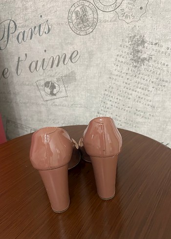 Tanca parlak pembe ayakkabı hiç kullanmadım neredeyse çok rahat - Görsel 3