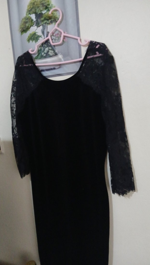 Dantel Detaylı Siyah Uzun Kollu Midi Elbise - Görsel 2