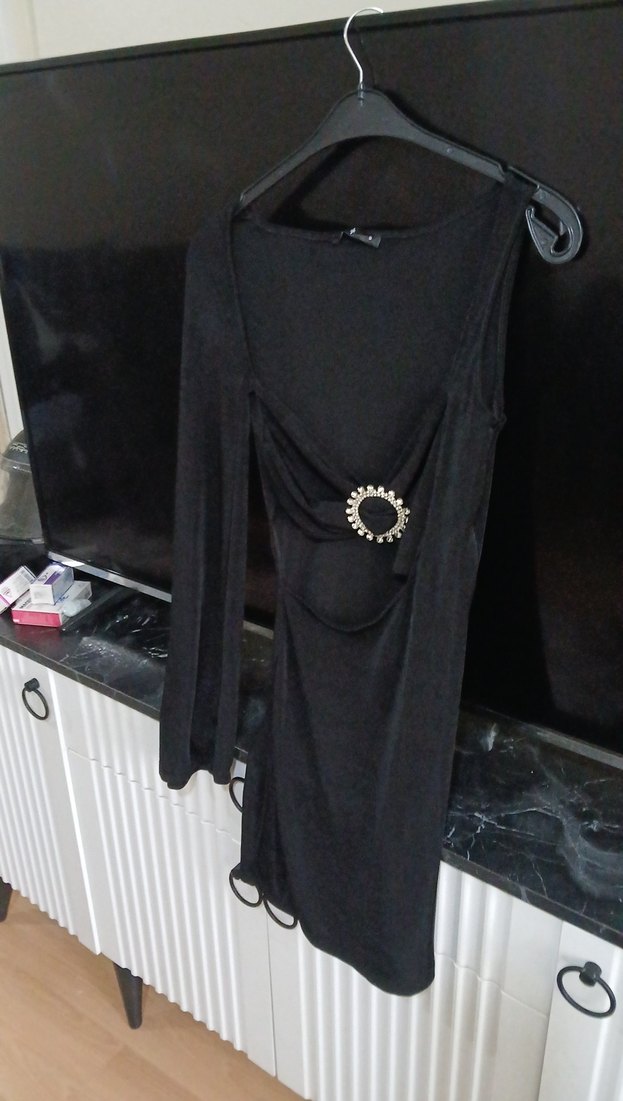 Uzun Kollu Siyah Gotik Drapeli Elbise - Görsel 2