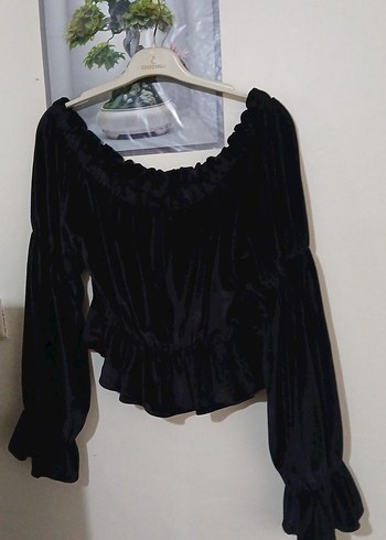 Siyah Süet Volanlı Uzun Kollu Bluz - Görsel 2