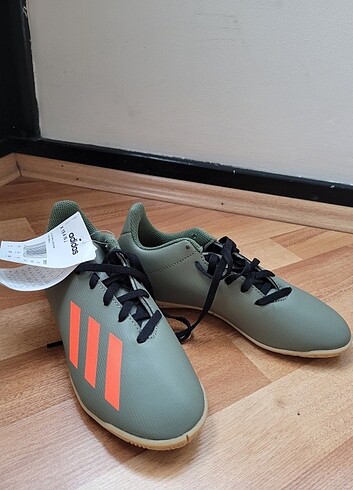 Adidas X çocuk futbol ayakkabısı 