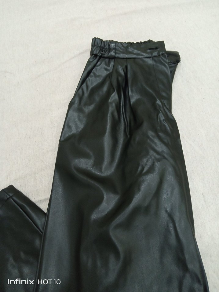 Siyah boru paça deri Pantolon - Görsel 2