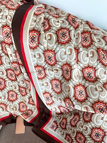 Gucci Hermes şal