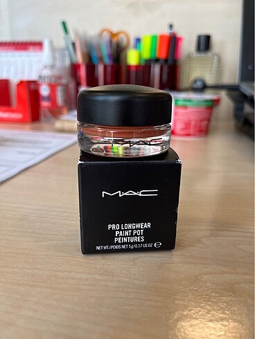 Sadece bir kere swatchlanmış Mac Paint Pot