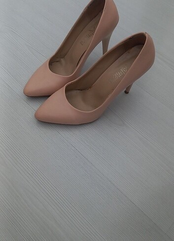 Diğer Stiletto