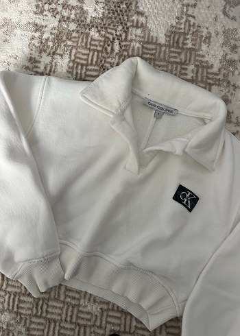 Calvin Klein Beyaz Polo Sweatshirt Minimal Ve Sik